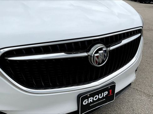 Used 2019 Buick Enclave Essence image 30