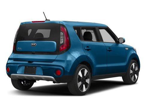 Used 2018 Kia Soul + FWD image 5
