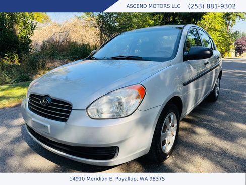 Used 2009 Hyundai Accent GLS image 1