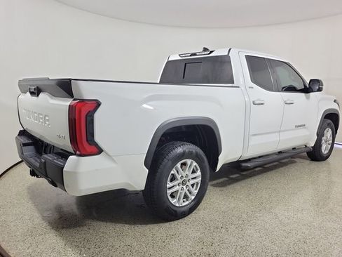 Used 2022 Toyota Tundra SR5 w/ SR5 Premium Package AWD/4WD image 5