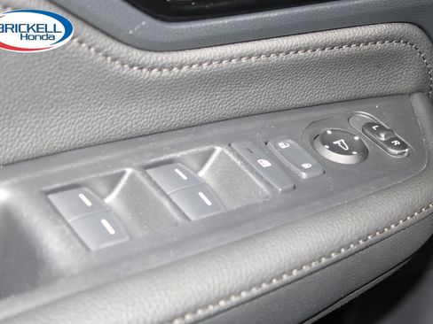 Certified 2024 Honda Odyssey Touring image 23