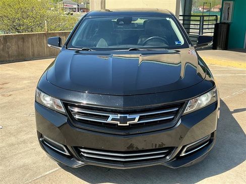 Used 2017 Chevrolet Impala Premier FWD image 11
