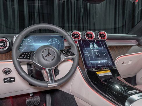 New 2026 Mercedes-Benz GLC 300 4MATIC image 18