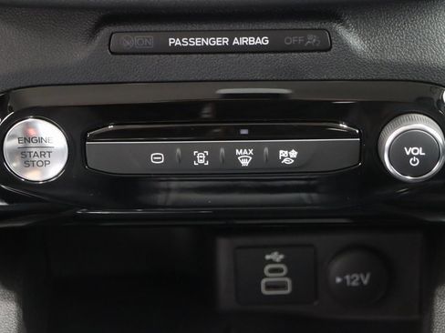 Certified 2024 Ford Escape SE image 55