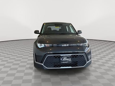 Used 2025 Kia Soul LX FWD image 3