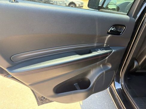 Used 2025 Dodge Durango GT RWD image 21