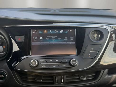 Used 2019 Buick Envision Essence FWD image 15