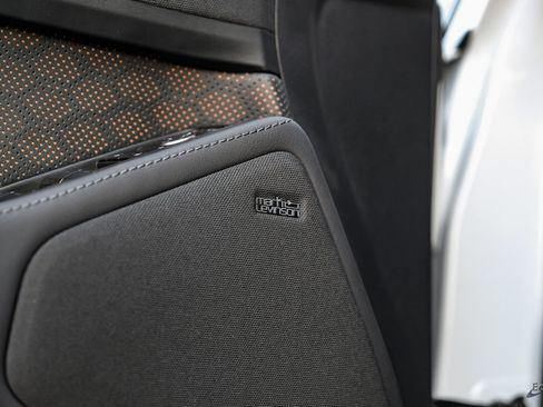 Used 2025 Lexus GX 550 w/ Accessory Package (2T) image 68