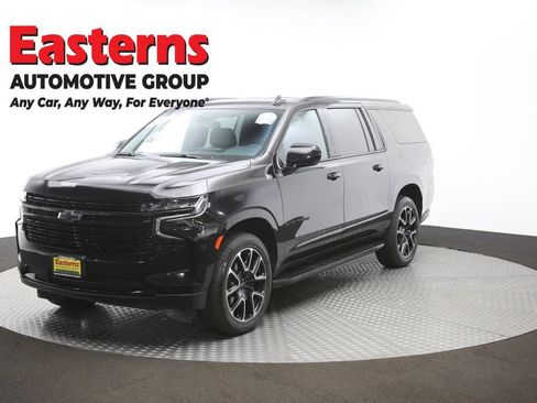 Used 2024 Chevrolet Suburban RST RWD image 57