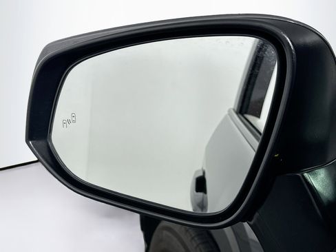 Used 2025 Toyota RAV4 XLE FWD image 16