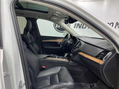 Used 2021 Volvo XC90 T6 Momentum w/ Advanced Package AWD/4WD image 34