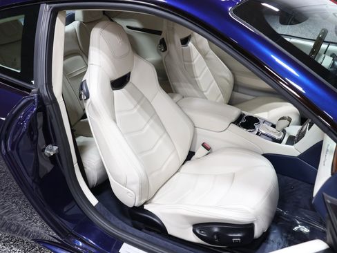 Used 2014 Maserati GranTurismo Sport RWD image 43