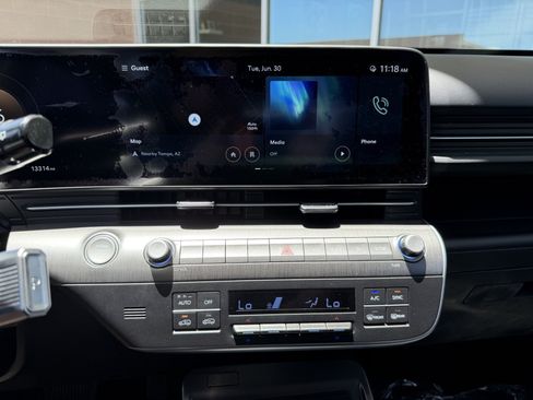 Used 2025 Hyundai Kona SEL AWD/4WD image 18