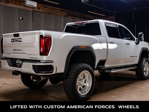 Used 2021 GMC Sierra 2500 Denali w/ Denali Ultimate Package AWD/4WD image 9