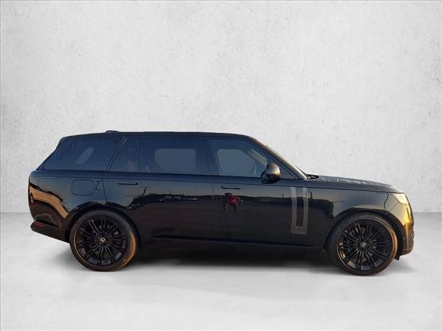 Used 2024 Land Rover Range Rover Long Wheelbase Autobiography AWD/4WD image 4