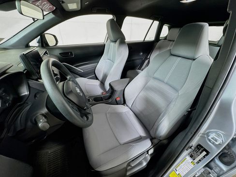 Used 2024 Toyota Corolla Cross AWD Hybrid image 13