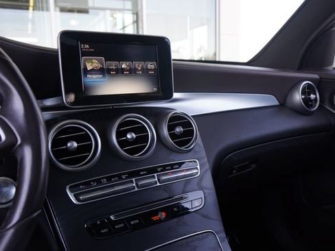 Used 2017 Mercedes-Benz GLC 300 image 19