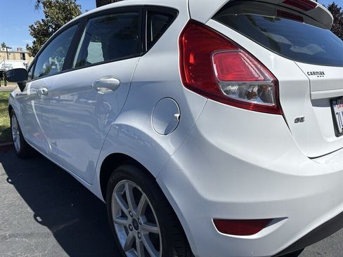 Used 2015 Ford Fiesta SE w/ Equipment Group 201A FWD image 10