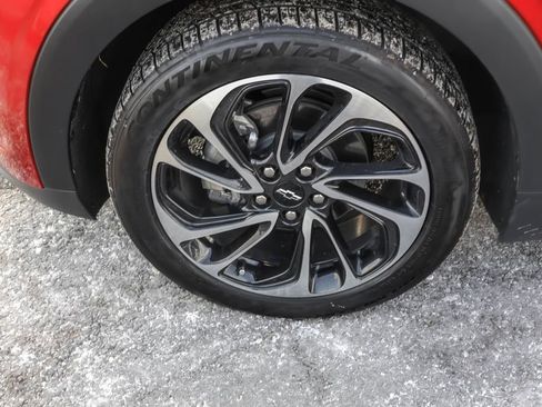 Used 2023 Chevrolet Bolt EUV Premier w/ Sun & Sound Package image 14