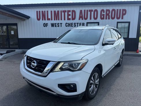 Used 2020 Nissan Pathfinder SL AWD/4WD image 1