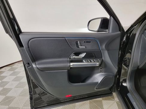 Certified 2022 Mercedes-Benz GLB 250 4MATIC image 21