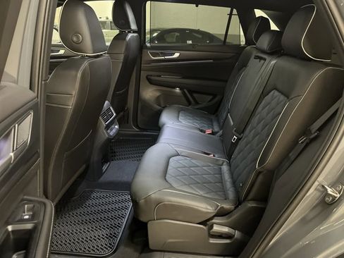 New 2026 Volkswagen Atlas Cross Sport SEL Premium R-Line image 22