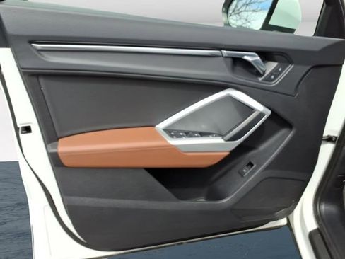 Used 2021 Audi Q3 2.0T Premium image 20