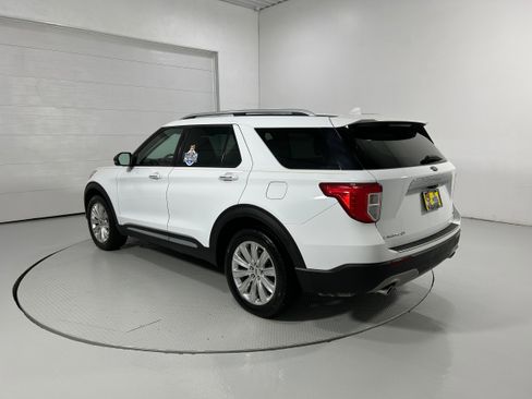 Used 2020 Ford Explorer Limited image 23