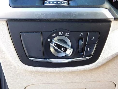 Used 2022 BMW X4 xDrive30i w/ Convenience Package image 26