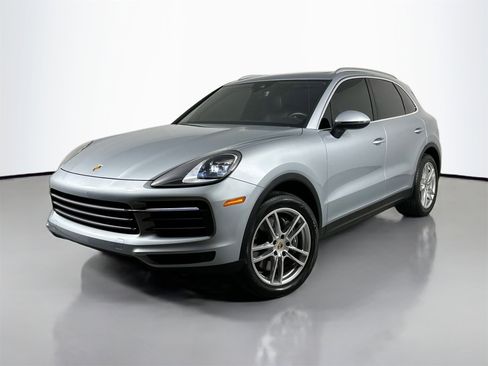 Certified 2023 Porsche Cayenne image 1