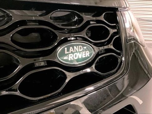 Certified 2025 Land Rover Discovery Sport S image 32