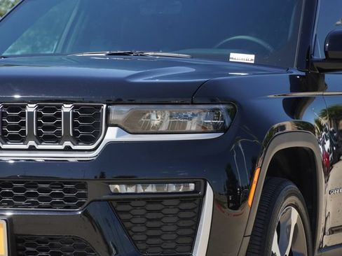 Certified 2026 Jeep Grand Cherokee L Limited AWD/4WD image 4