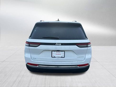 New 2025 Jeep Grand Cherokee Laredo X image 6