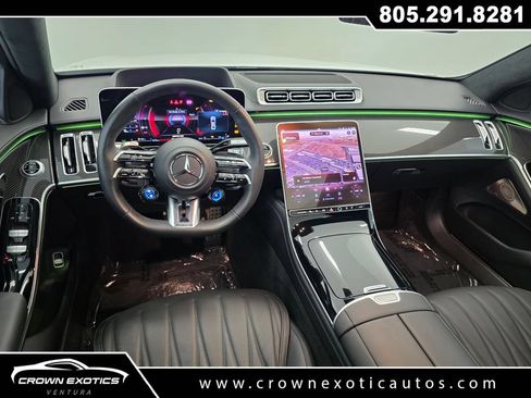Used 2024 Mercedes-Benz S 63 AMG S w/ Carbon Fiber Exterior Package image 24