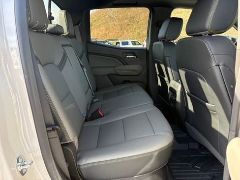 New 2026 Chevrolet Colorado ZR2 w/ Technology Package image 25