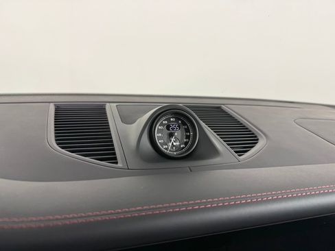 Certified 2026 Porsche Macan Turbo AWD/4WD image 23