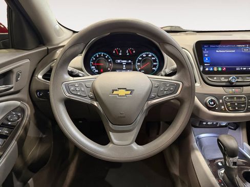 Used 2023 Chevrolet Malibu LT image 13