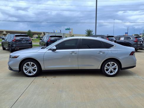 Used 2025 Honda Accord LX image 3