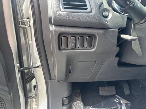 Used 2025 Mitsubishi Outlander Sport ES AWD/4WD image 15