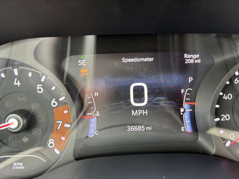 Used 2025 Jeep Compass Limited AWD/4WD image 35