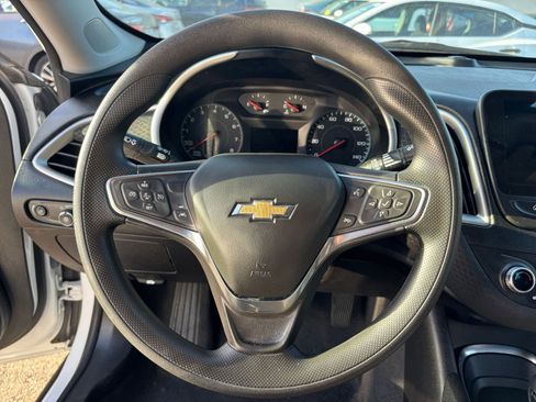 Used 2024 Chevrolet Malibu LT image 30