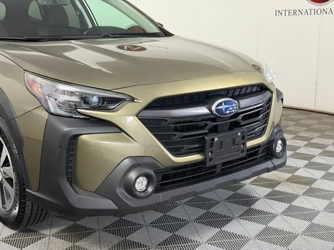 Used 2024 Subaru Outback Premium AWD/4WD image 16