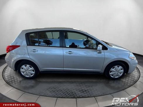 Used 2012 Nissan Versa 1.8 S image 6