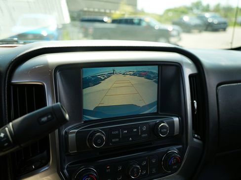 Used 2018 Chevrolet Silverado 1500 LT w/ All Star Edition AWD/4WD image 15