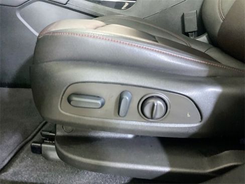 Used 2022 Chevrolet Blazer RS image 25