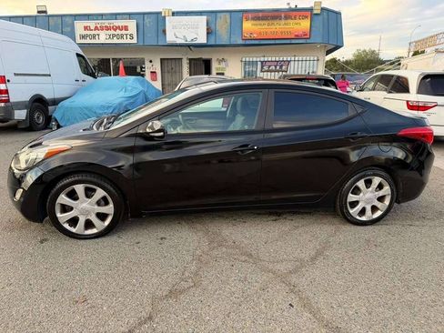 Used 2012 Hyundai Elantra Limited w/ Technology Pkg 5 image 3