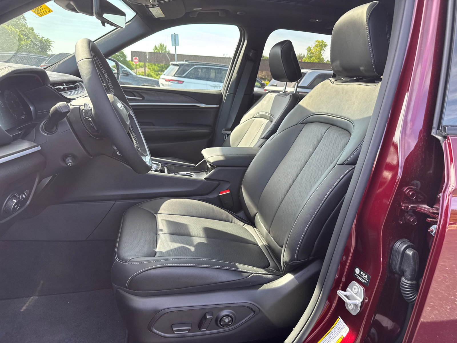 New 2026 Jeep Grand Cherokee Limited AWD/4WD image 10