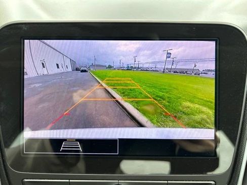 Used 2023 Chevrolet Malibu LT FWD image 26