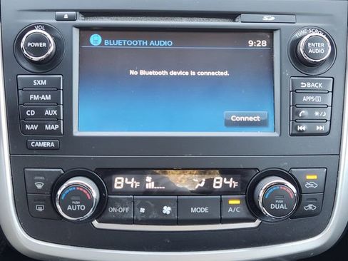 Used 2016 Nissan Altima 2.5 SV w/ Convenience Package image 14