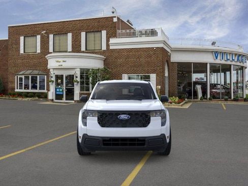 New 2025 Ford Maverick XL image 19